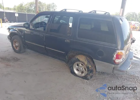 2000 Ford Explorer Xlt из США, поврежденный, VIN 1FMZU63P4YUB12078